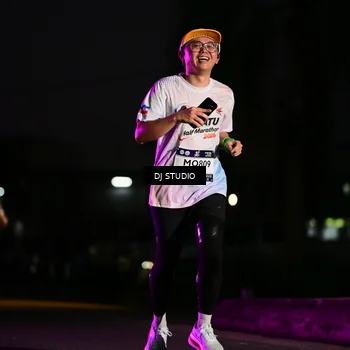 Runner Photo 7896956