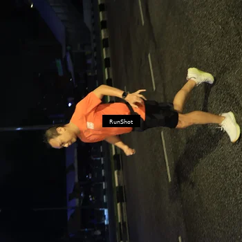 Runner Photo 7896957