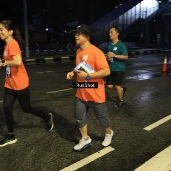 Runner Photo 7896999