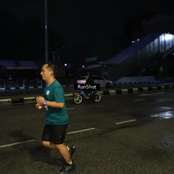Runner Photo 7897024