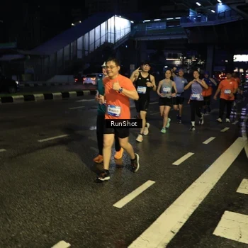 Runner Photo 7897035