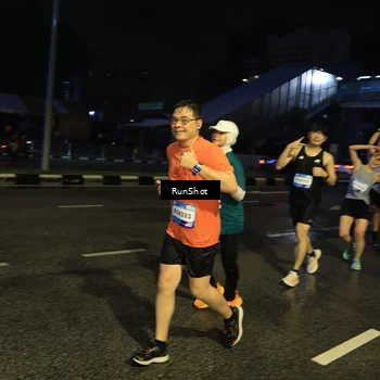 Runner Photo 7897043