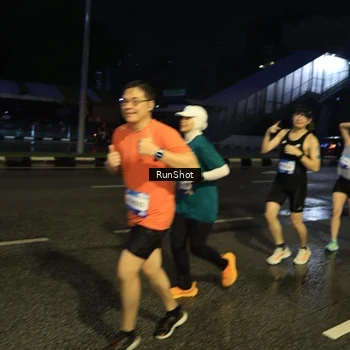 Runner Photo 7897048