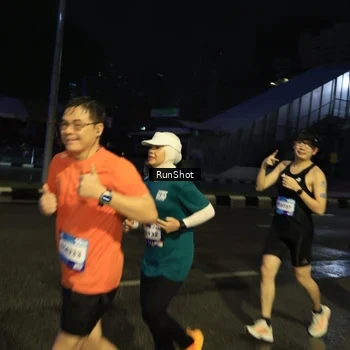 Runner Photo 7897051