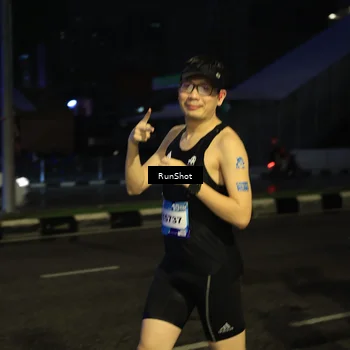 Runner Photo 7897059
