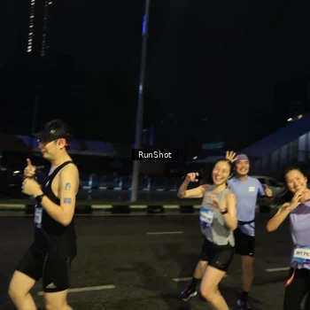 Runner Photo 7897081