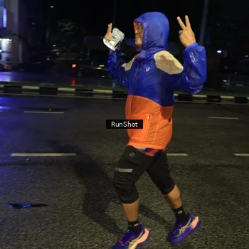 Runner Photo 7897129