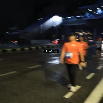Runner Photo 7897143