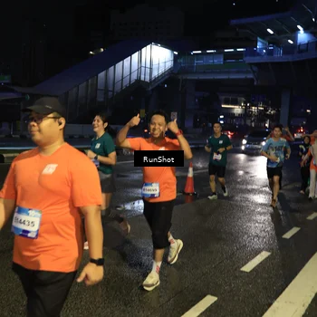Runner Photo 7897175