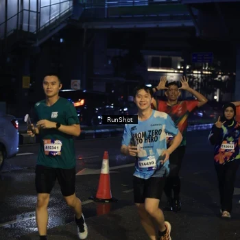 Runner Photo 7897188