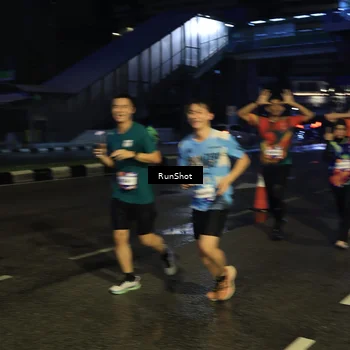 Runner Photo 7897195