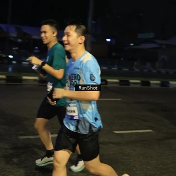 Runner Photo 7897216