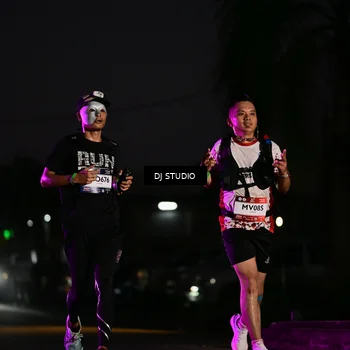 Runner Photo 7897275