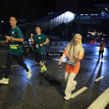 Runner Photo 7897276