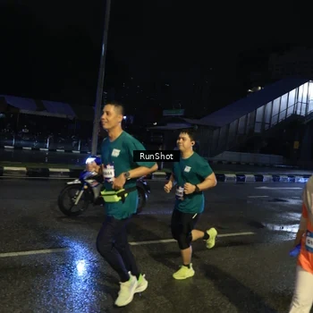 Runner Photo 7897281