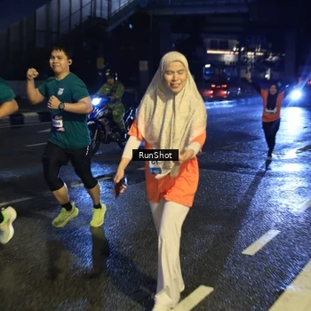 Runner Photo 7897304
