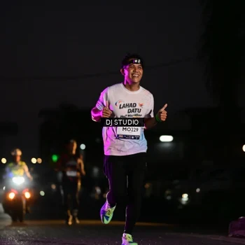 Runner Photo 7897329