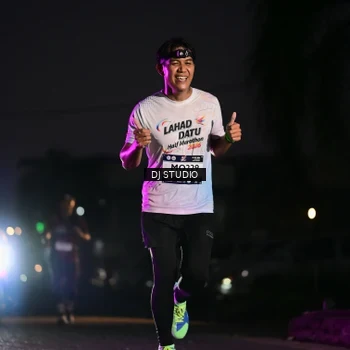 Runner Photo 7897340
