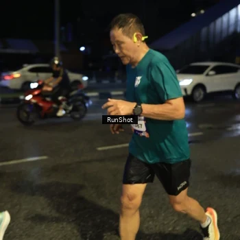 Runner Photo 7897387