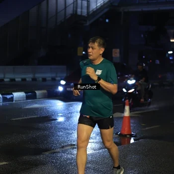 Runner Photo 7897397
