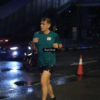 Runner Photo 7897402
