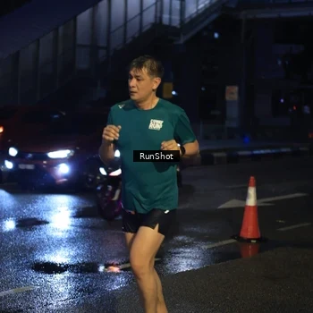 Runner Photo 7897404