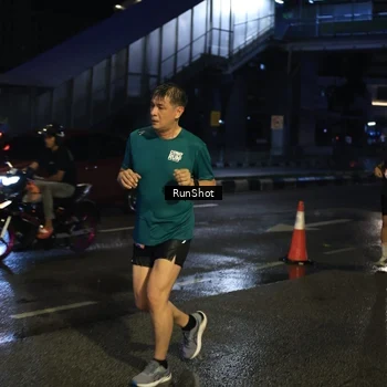 Runner Photo 7897408