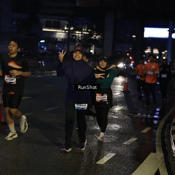 Runner Photo 7897428