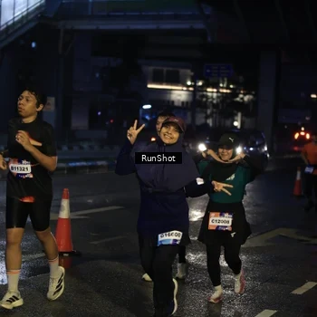 Runner Photo 7897438