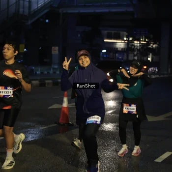 Runner Photo 7897455