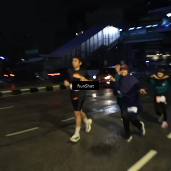 Runner Photo 7897463