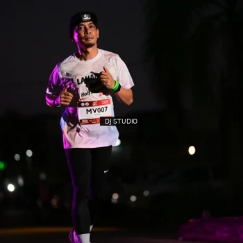 Runner Photo 7897504