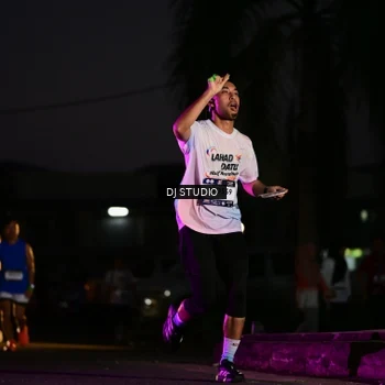 Runner Photo 7897549