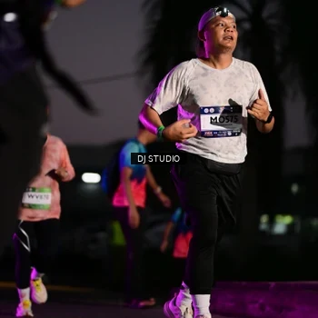 Runner Photo 7897873