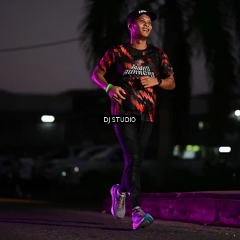 Runner Photo 7897934