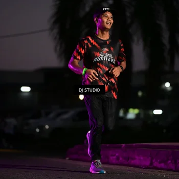 Runner Photo 7897937