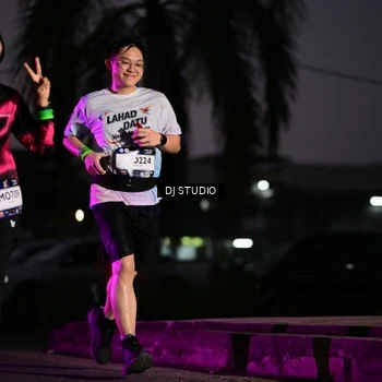 Runner Photo 7897977