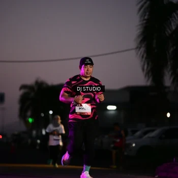 Runner Photo 7897982