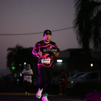 Runner Photo 7897984