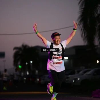 Runner Photo 7898023