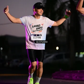 Runner Photo 7898047