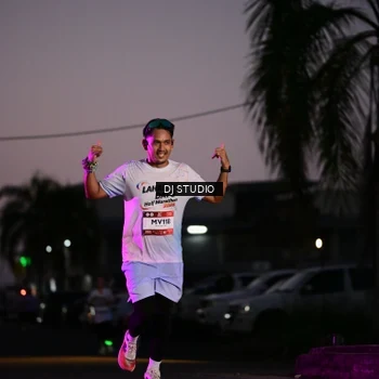 Runner Photo 7898059
