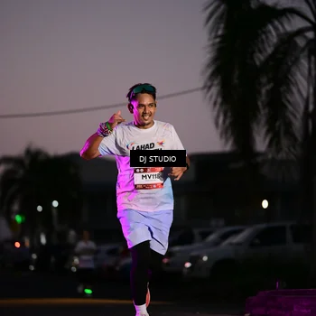 Runner Photo 7898060