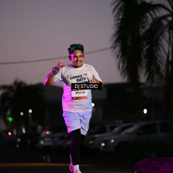 Runner Photo 7898061