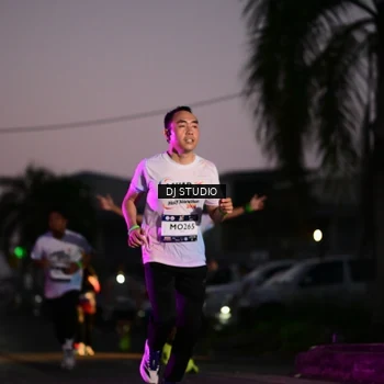 Runner Photo 7898090