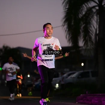 Runner Photo 7898092