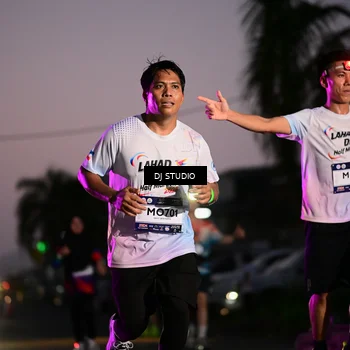 Runner Photo 7898108