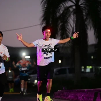 Runner Photo 7898110