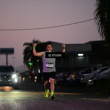 Runner Photo 7898149