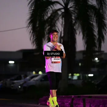Runner Photo 7898185